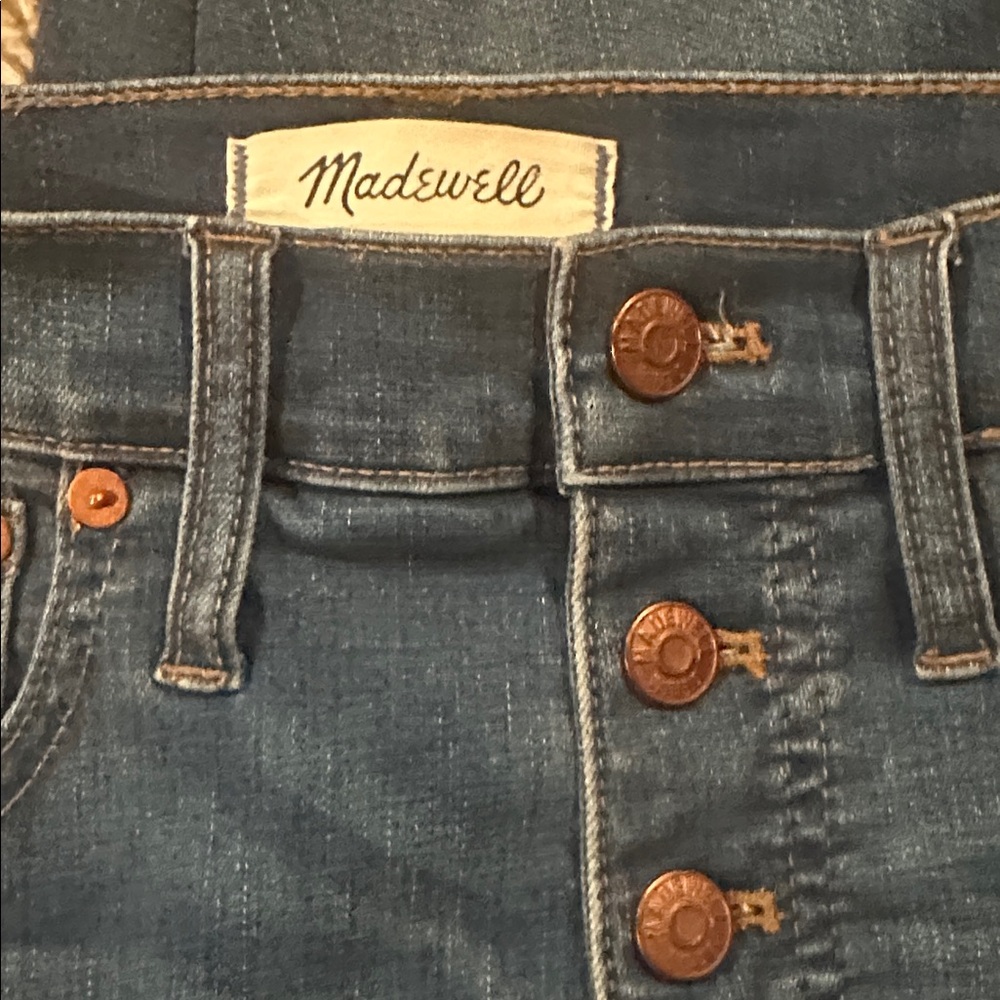 Cali Demi-Boot Jeans in Daly Wash: Button-Front Edition - Picture 8 of 11